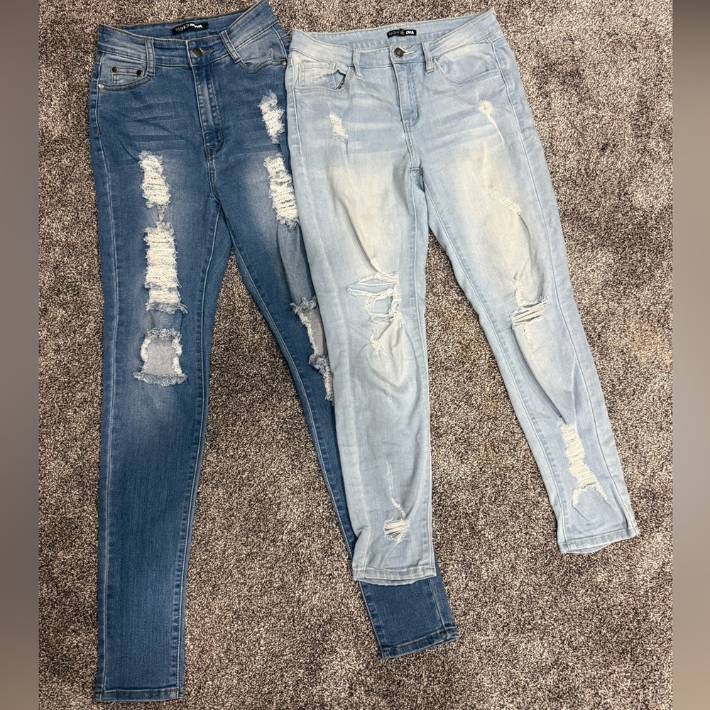 Fashion Nova High Rise Distressed Skinny Jeans
Pair